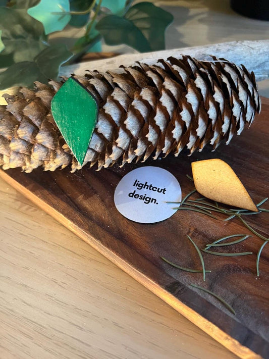 Orecchino a bottone Larch - Collezione Phoenix