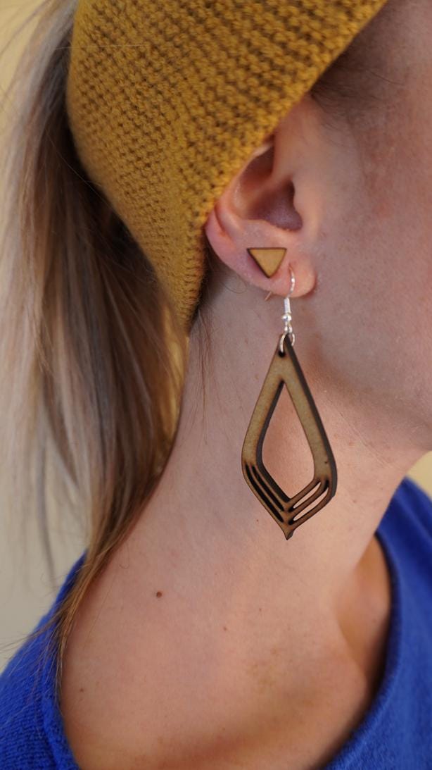 Orecchino pendente Arouw - Collezione Zero
